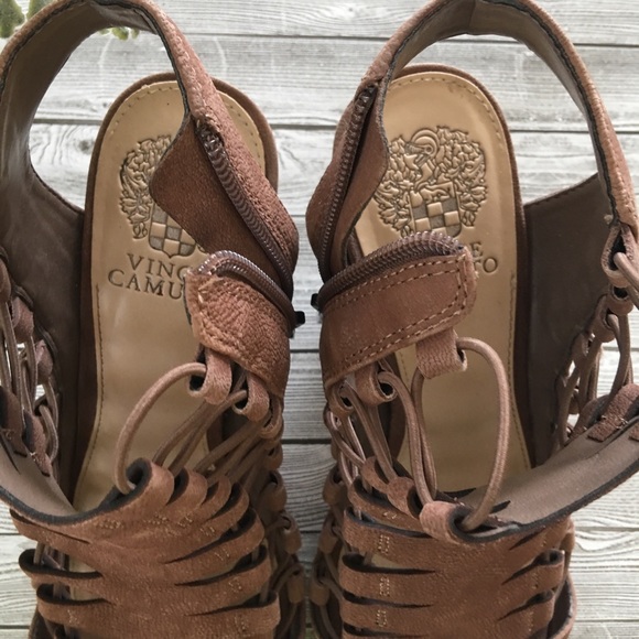 Vince Camuto heels - Picture 2 of 5